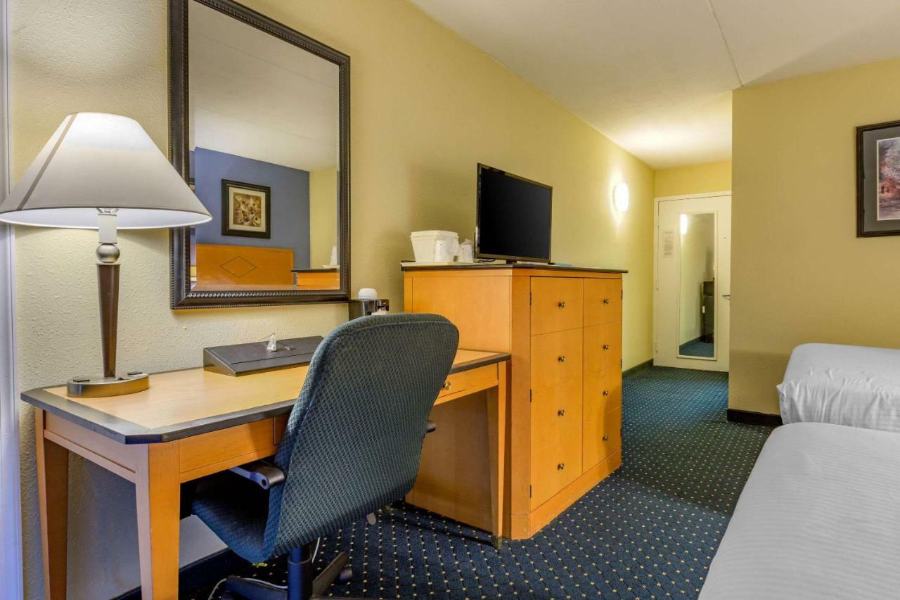 Aire Hotel Lebanon Hershey Buitenkant foto