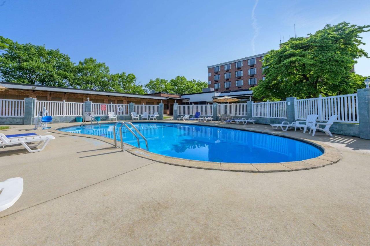 Aire Hotel Lebanon Hershey Buitenkant foto